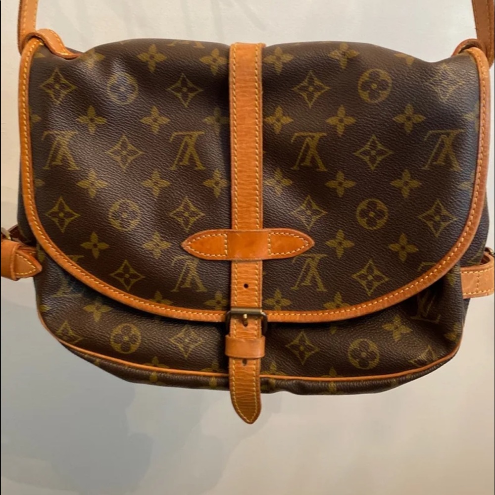 SOLD Authentic Louis Vuitton LV crossbody Samur